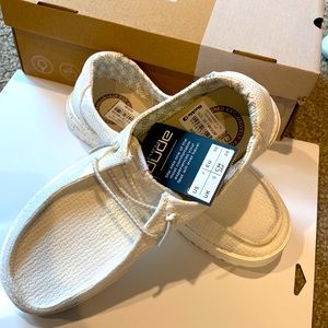 Women’s Hey Dude Wendy Size 7 Color Cloud, Brand New in Box with tags